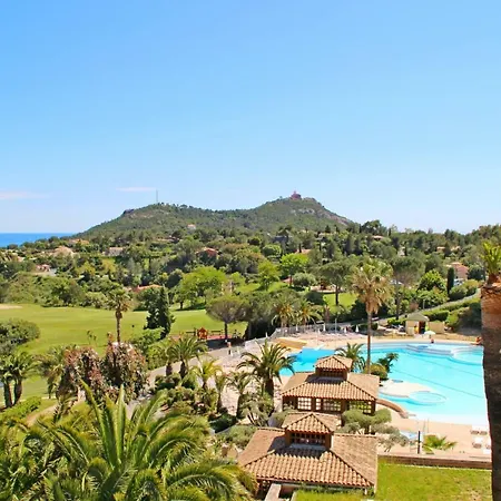 Apartamento Cap Esterel Le Village : 3 Pieces Vue Mer Au Calme 330la *